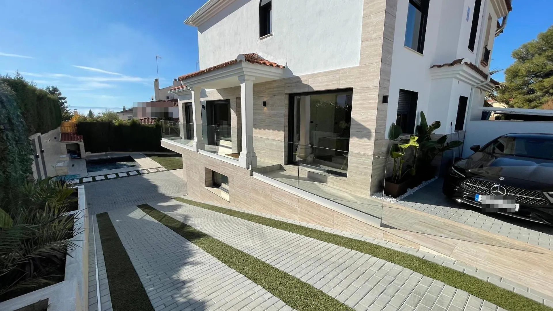 New Luxury Home In Granada With Private Pool Peligros