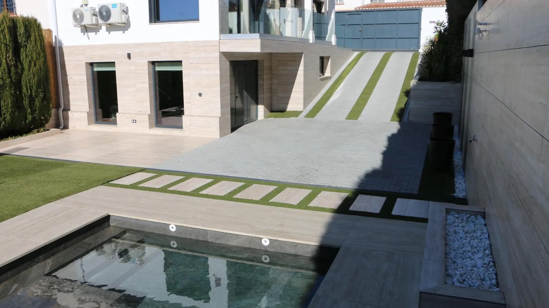 빌라 New Luxury Home In Granada With Private Pool 펠리그로스