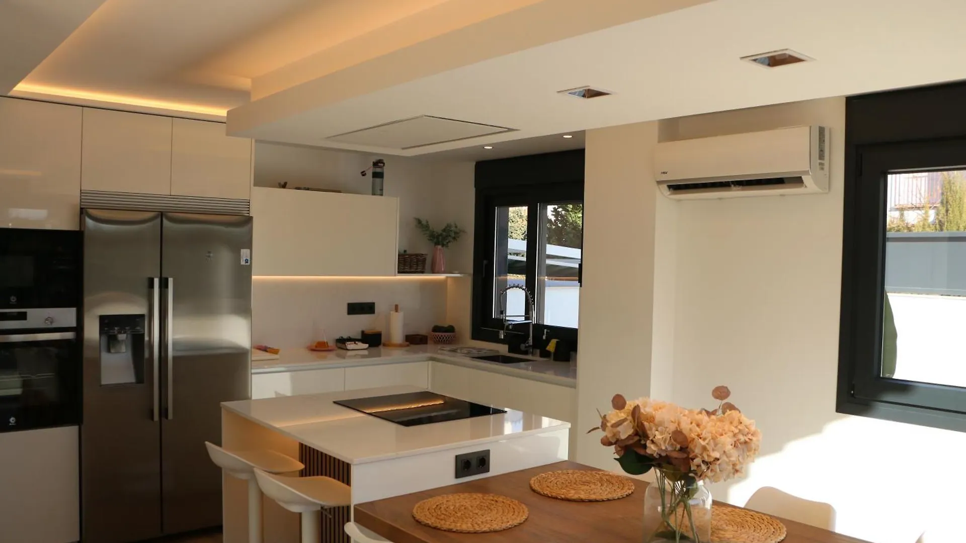 빌라 New Luxury Home In Granada With Private Pool 펠리그로스